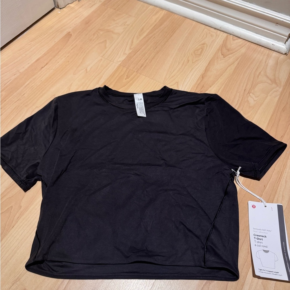 Lululemon Black Cropped Top